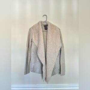 Chelsea & Theodore Oyster White Faux Fur Sweater Jacket Size M